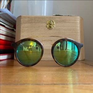 Ray Ban sunglasses - green lenses, tortoise - case